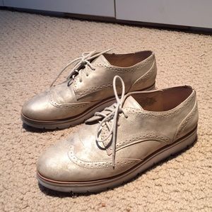 Nine West “PreppyWM” oxfords - pale gold metallic